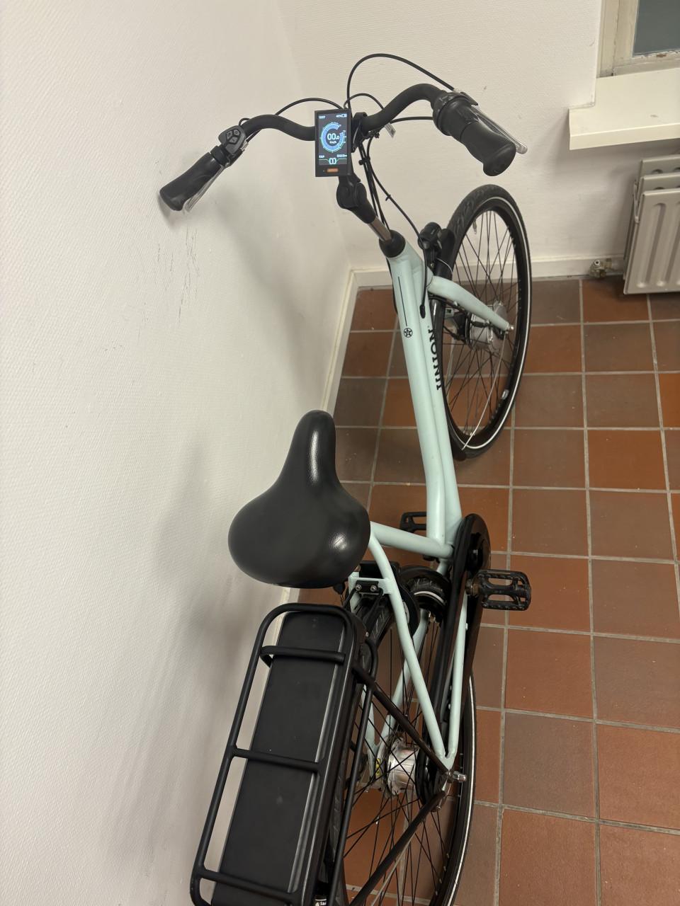 Union fast Elektrische damesfiets.