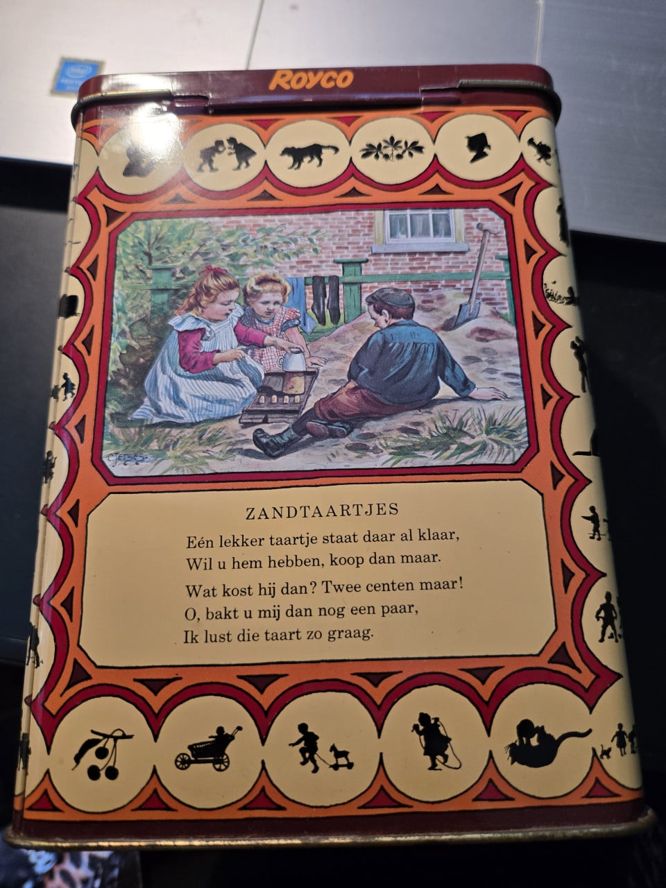 Blik: Royco Ot en Sien "Onder Moeders Paraplu"