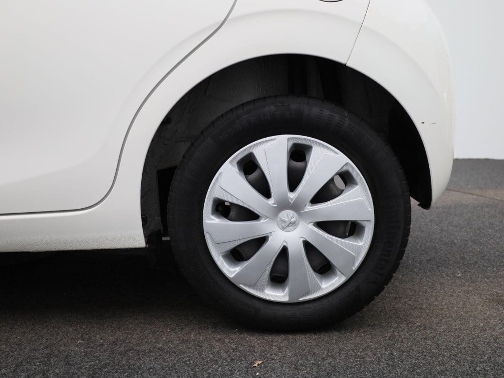 Peugeot 108 1.0 e-vti active | airco | bluetooth | lage km stand