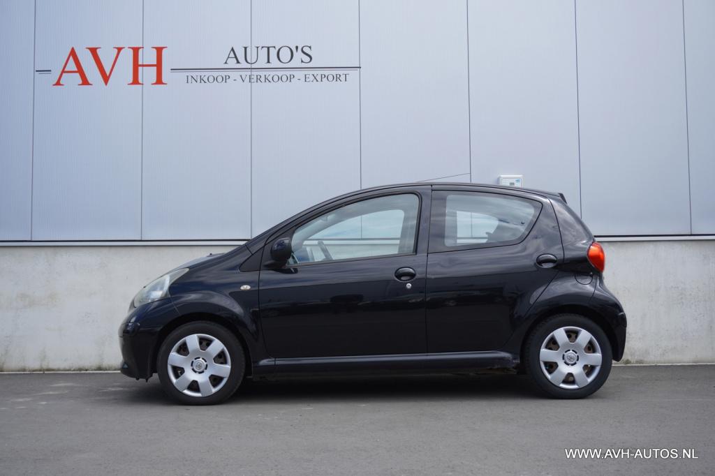 Toyota Aygo 1.0-12v +