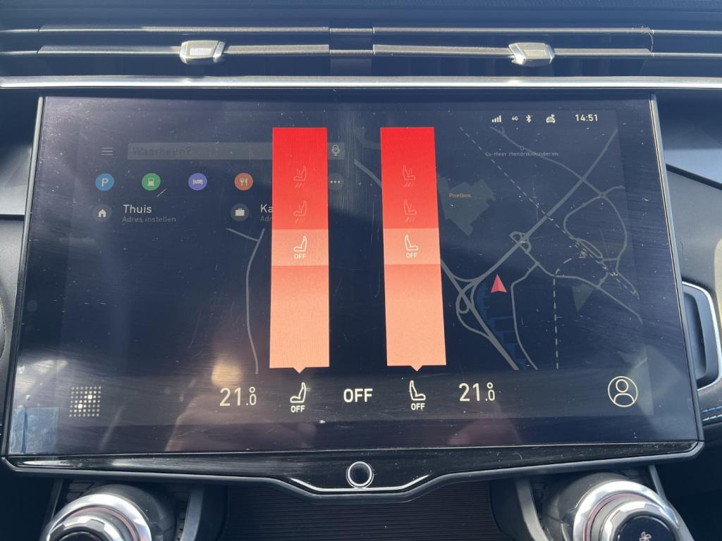 Lynk & Co 01 1.5 261pk phev plug inn hybrid , pano dak,car play, adaptive c