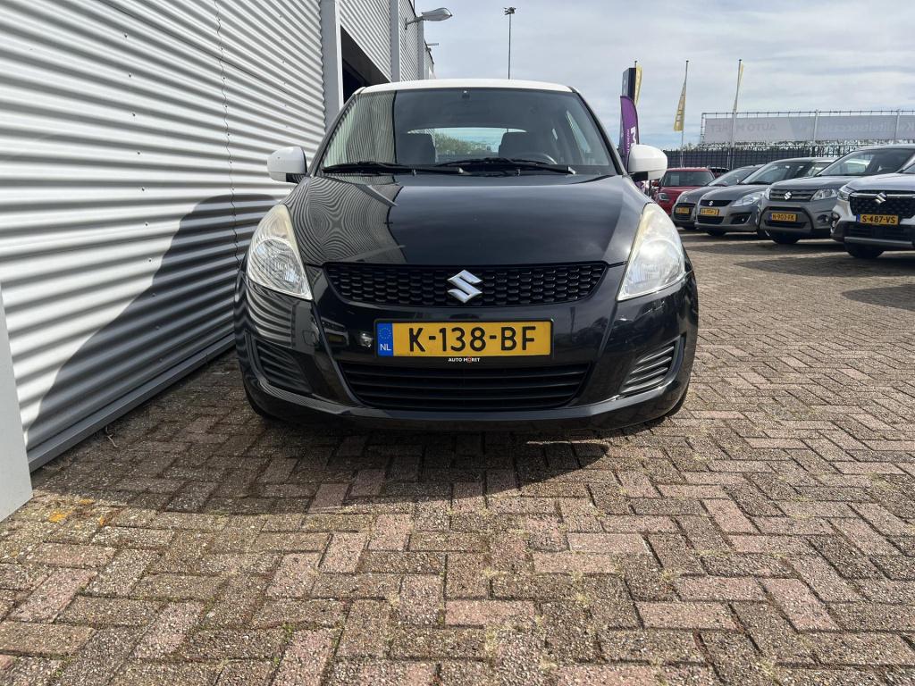 Suzuki Swift 1.2 comfort easss black serie