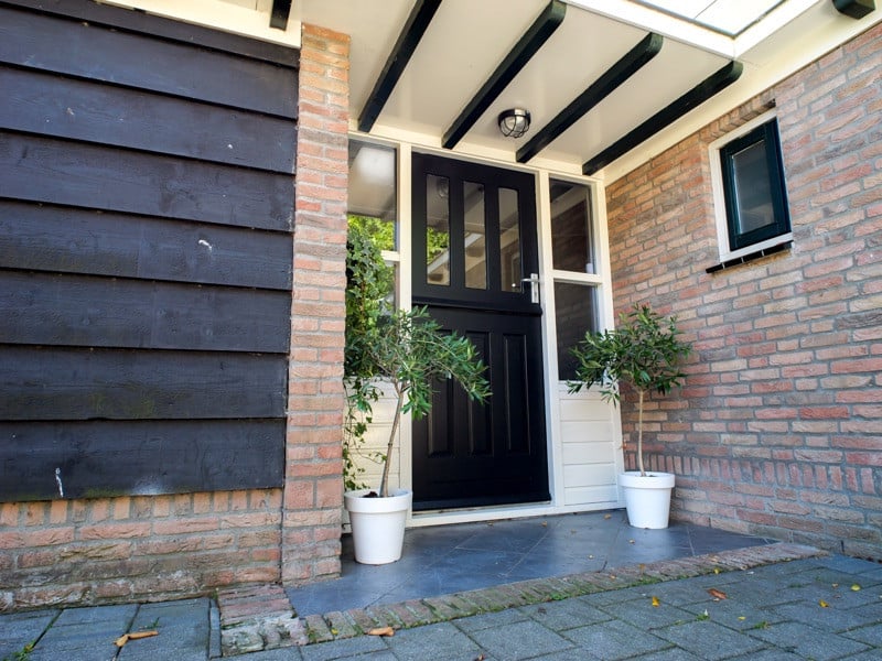 Vrijstaande woning aan de Dorpsstraat 81 te Kattendijke