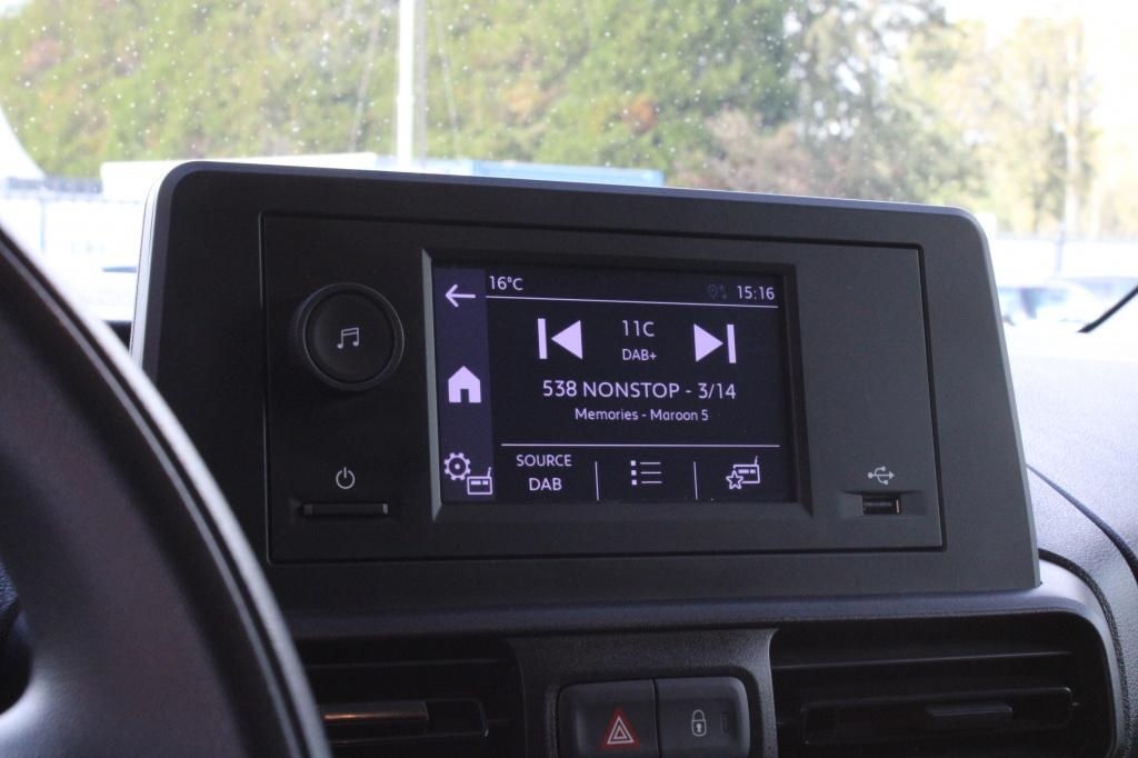 Citroen Berlingo 1.5 bluehdi 130 eat8