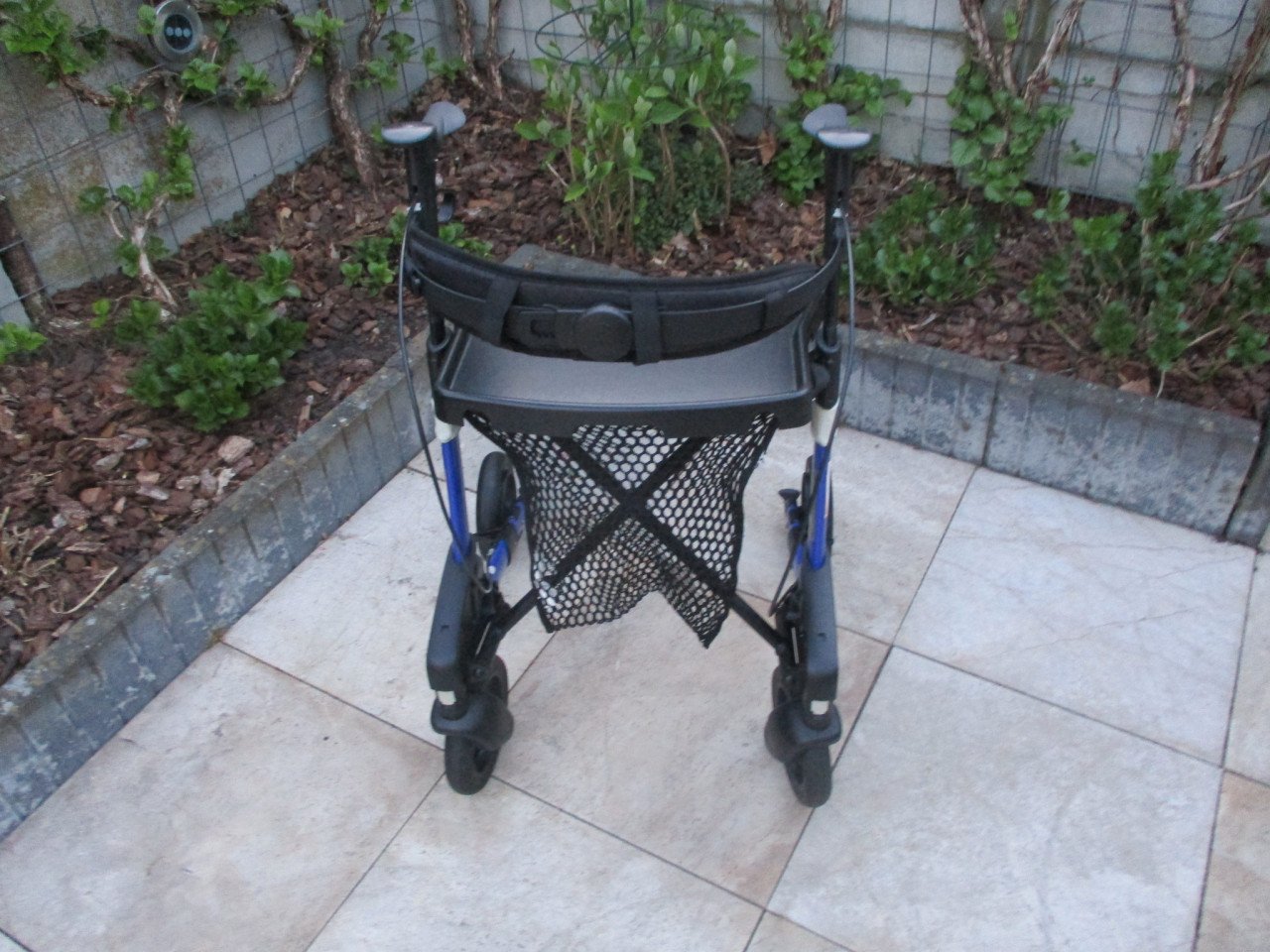 Zgan Topro Odysse dubbel opvouwbare lichtgewicht rollator met dienblad en