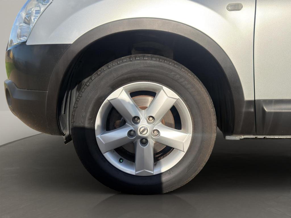 Nissan Qashqai 2.0 tekna premium 4wd 4x4 clima camera