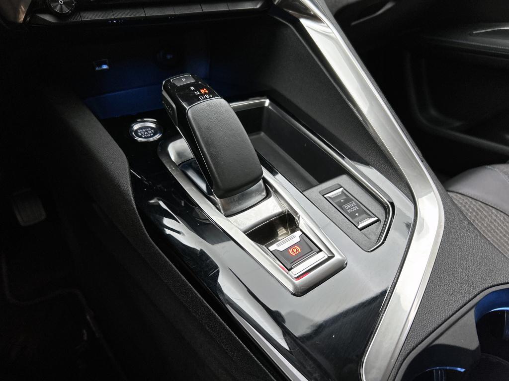 Peugeot 3008 plug-in hybrid 225pk automaat blue lease allure | adaptive cru