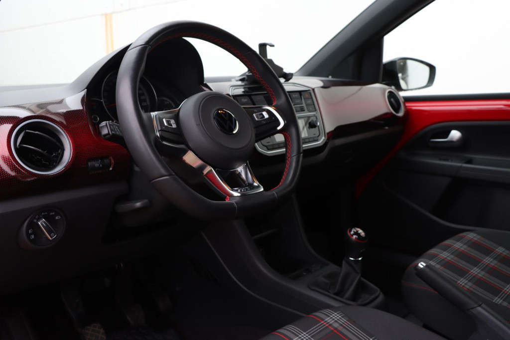 Volkswagen UP! 1.0 tsi gti 116pk