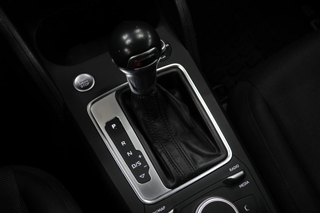 Audi Q2 1.0 tfsi | pdc | airco | 20" |