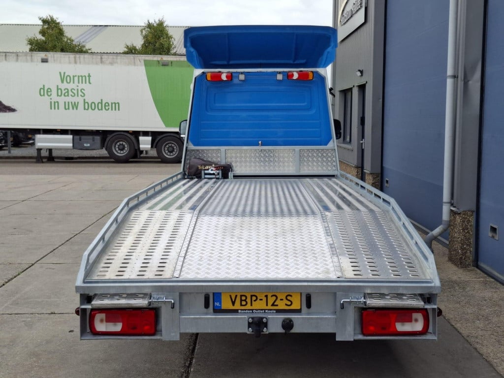 Volkswagen Crafter 35 2.0 tdi l4 trendline oprijwagen / ambulance / trailer