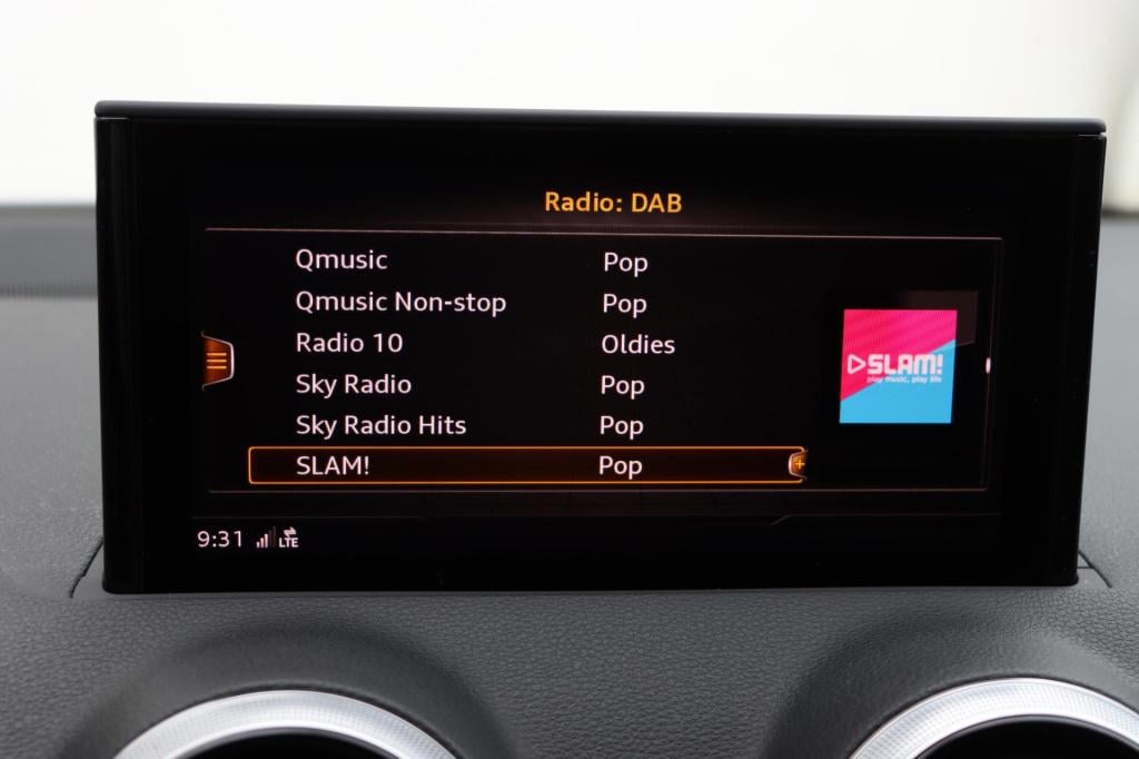 Audi Q2 35 tfsi advanced edition 150pk s-tronic zwart optiek