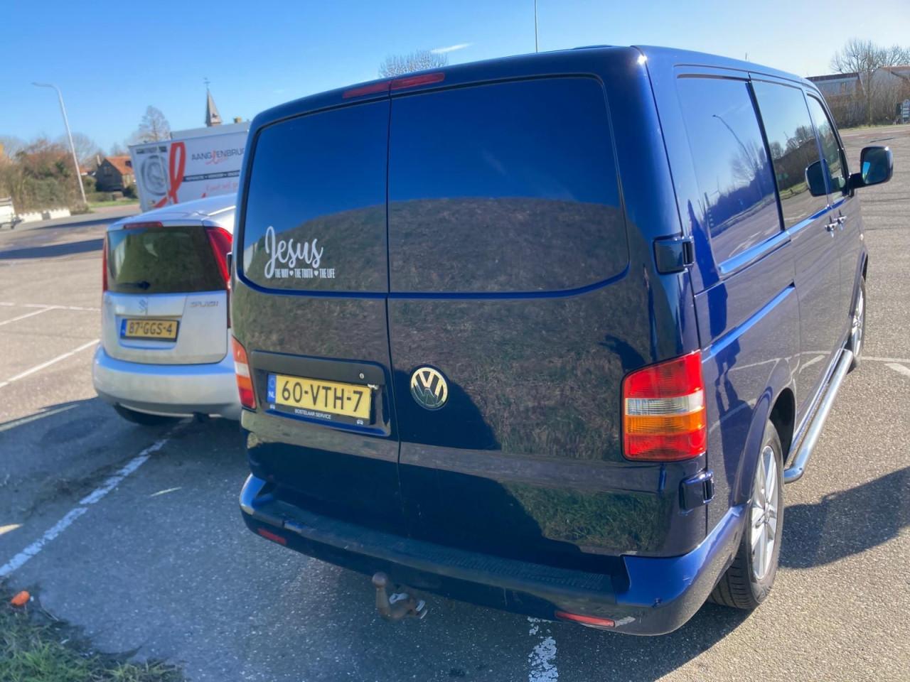 Volkswagen transporter t5 2.5