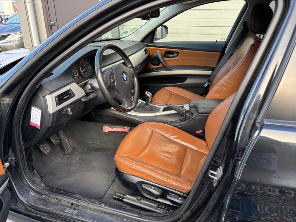 BMW 3-serie 318i nieuwe motor bij 176.000km
