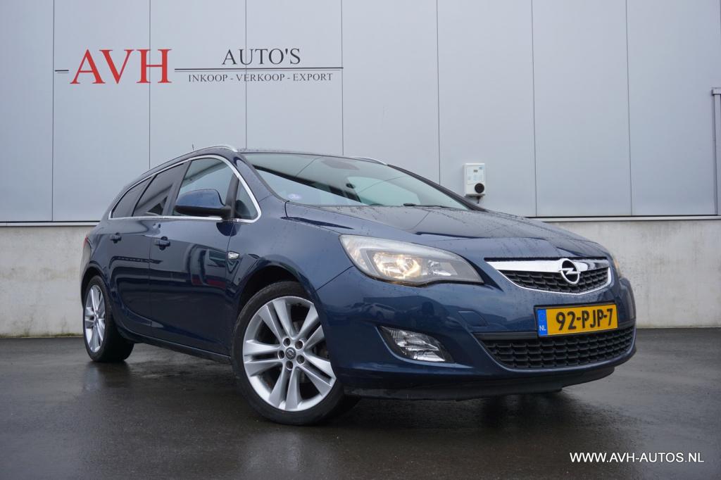 Opel Astra sports tourer 1.4 turbo sport
