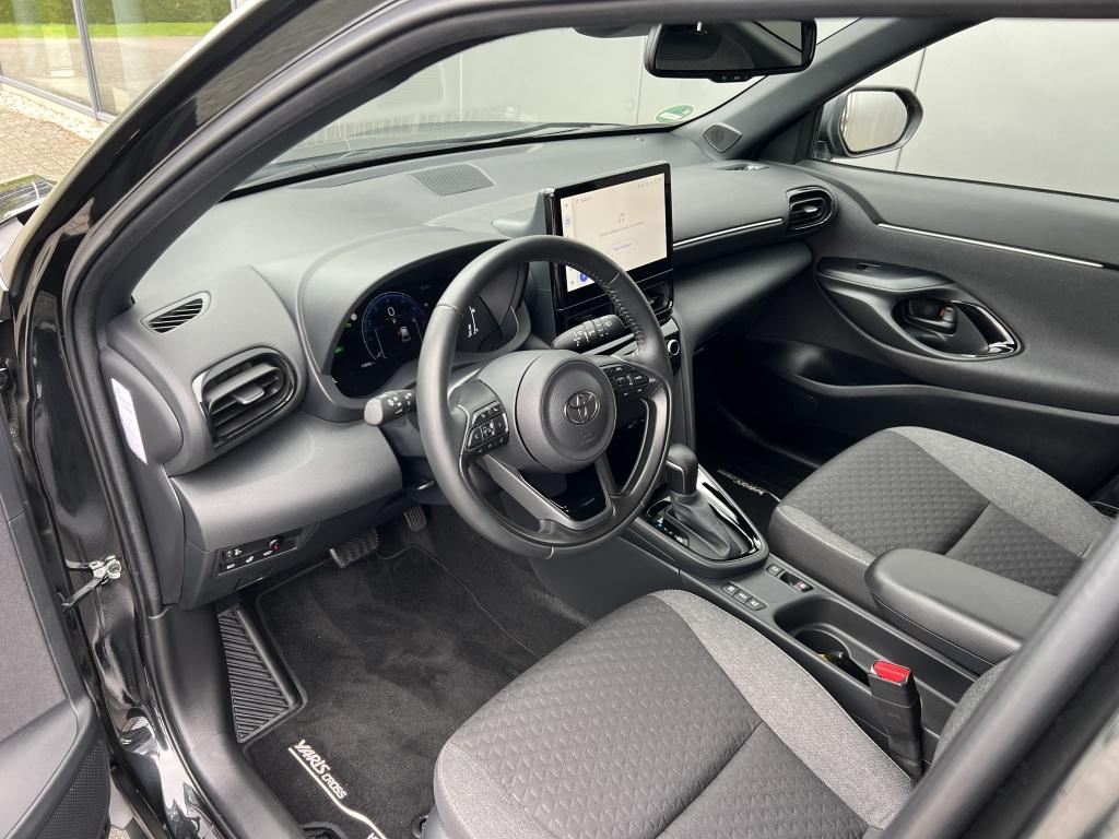 Toyota Yaris Cross 1.5 hybr 130 dynamic | trekhaak | dodehoek | parkeersens