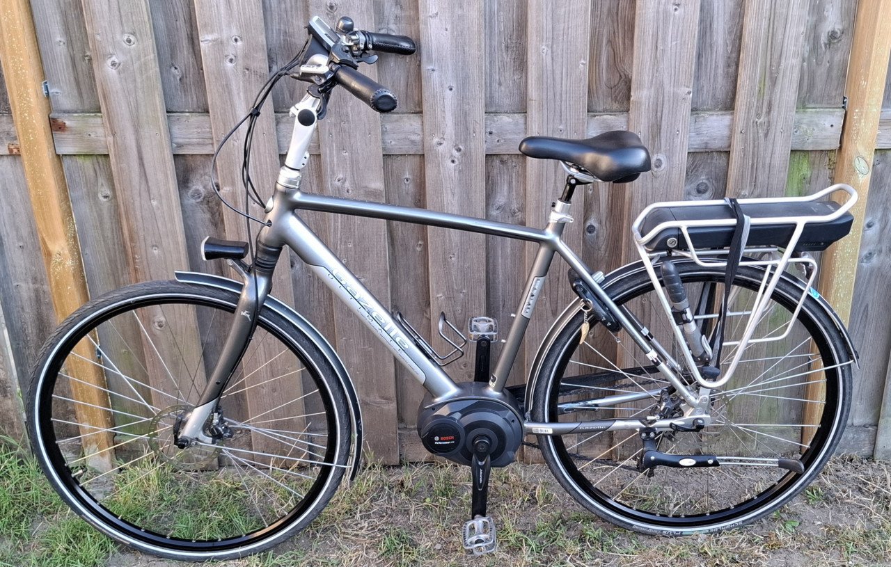 Gazelle Ultimate T2i Bosch Middenmotor elektrische fiets 400Wh
