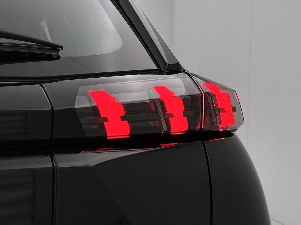 Peugeot 2008 130 pk active pack | rijklaar | apple carplay | camera | stoel