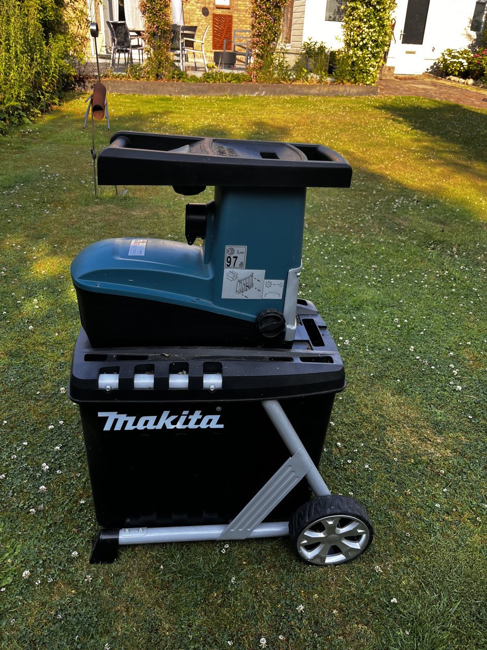 Makita Hakselaar. Mooi en goed. UD2500