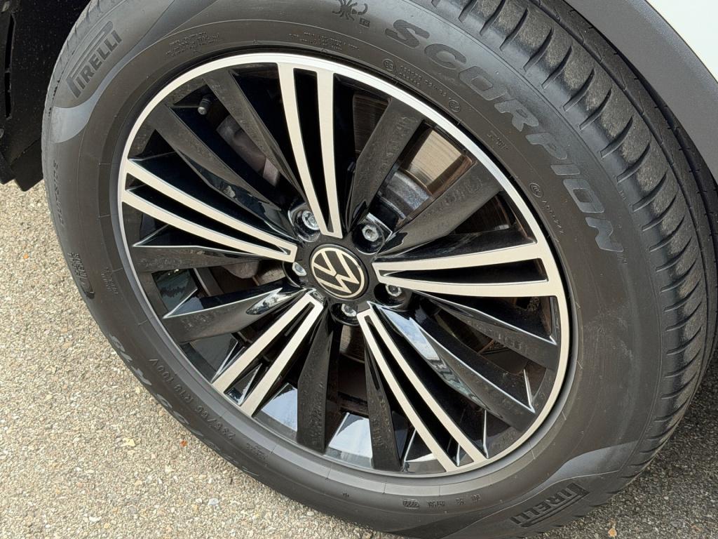 Volkswagen Tiguan 1.4 tsi dsg ehybrid life | leder | trekhaak | 360 camera 