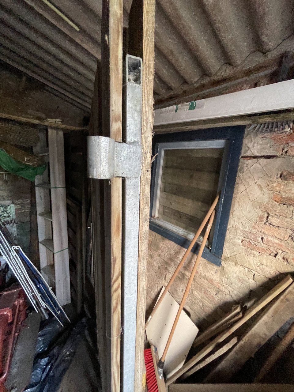 Te koop Houten poort deur met stalen frame