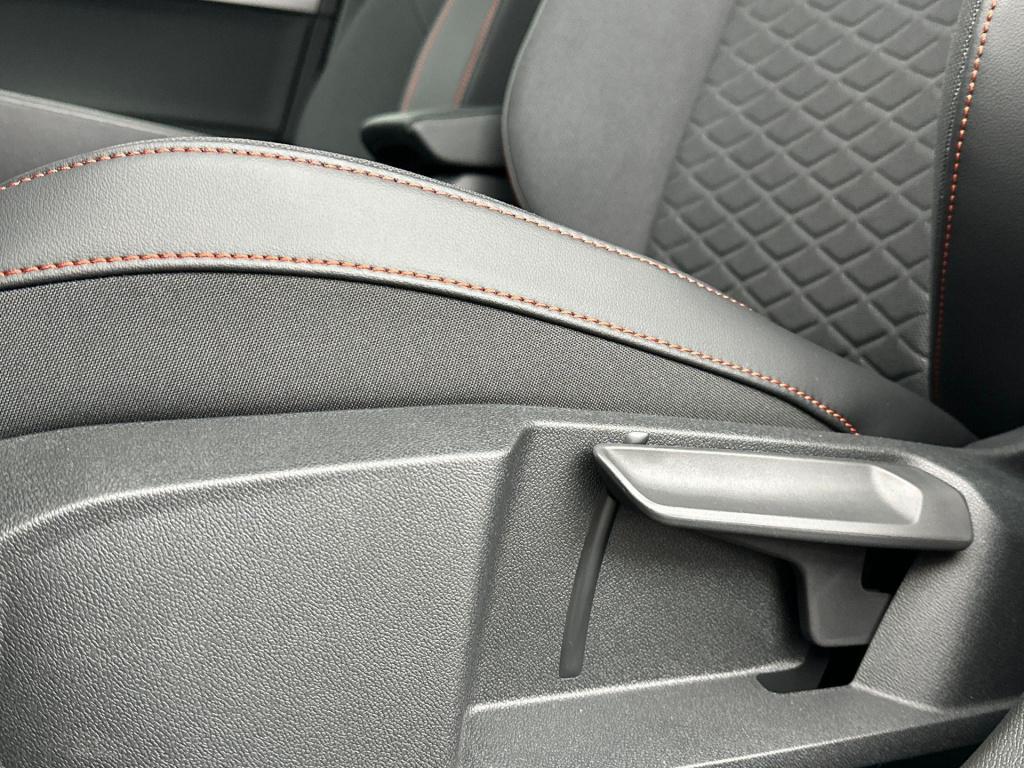 Seat Leon fr business 1.5 tsi ehybrid 150 kw / 204 pk statio
