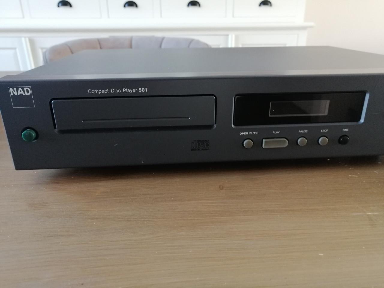 Te Koop: zgan NAD cd speler