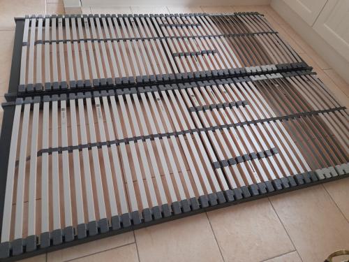 2 x Bossflex lattenbodem 80 x 210 (in goede nette staat )