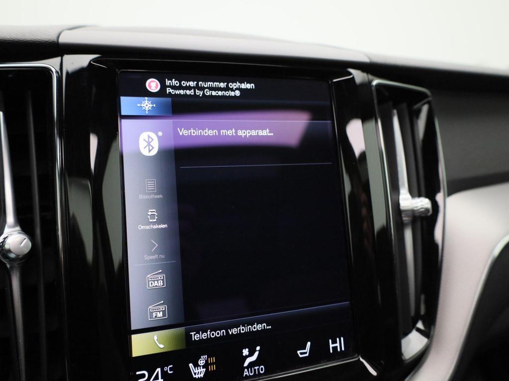 Volvo XC60 t6 recharge geartronic r-design automaat | panorama dak | naviga