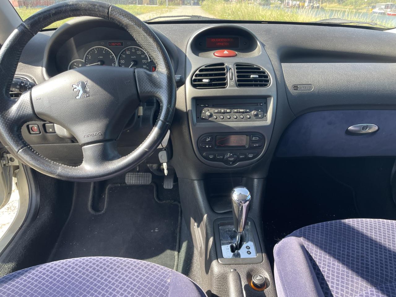 Peugeot 206 1.6 xs automaat 82000km