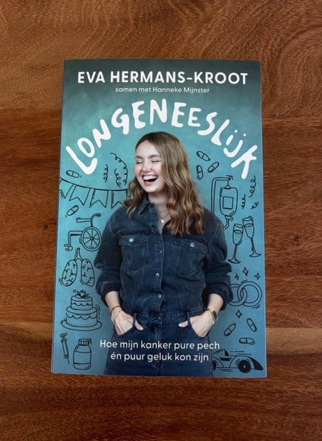 Nieuw | Longeneeslijk | Eva Hermans - Kroot