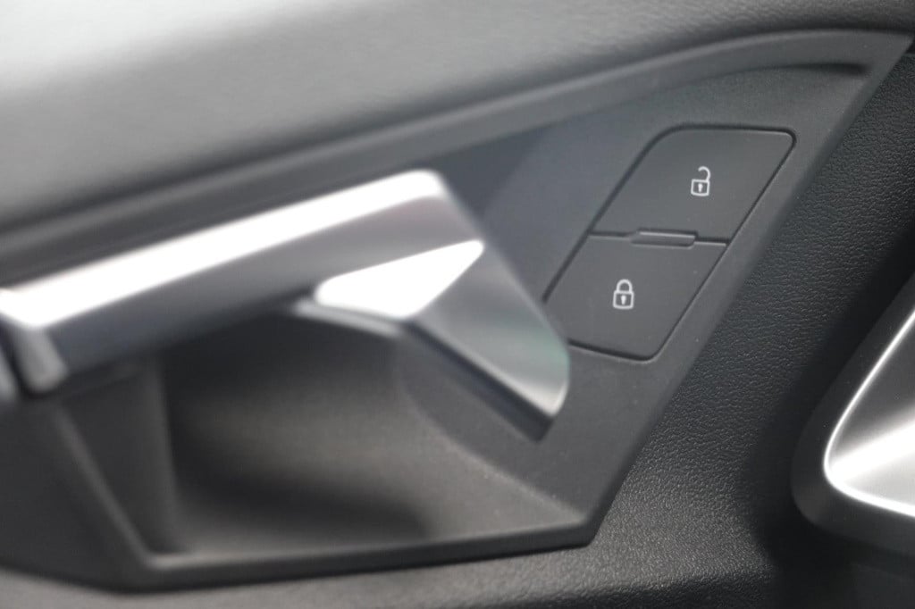 Audi S3 limousine 2.0 tfsi 310 pk ! quattro