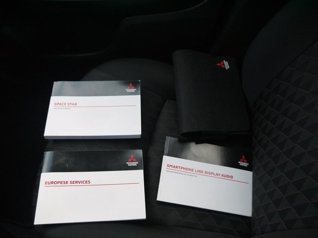 Mitsubishi Space Star 1.2 connect+