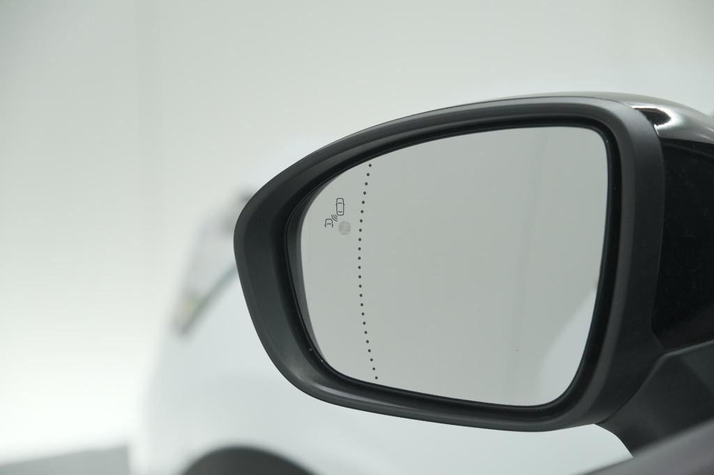 Renault Captur 1.8 e-tech full hybrid 160 esprit alpine | rondom camerazich