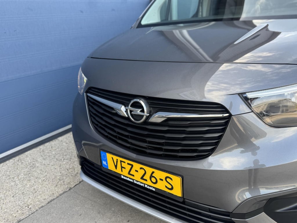 Opel Combo 1.5d l1h1 innovation airco / cruise controle / navi / euro 6