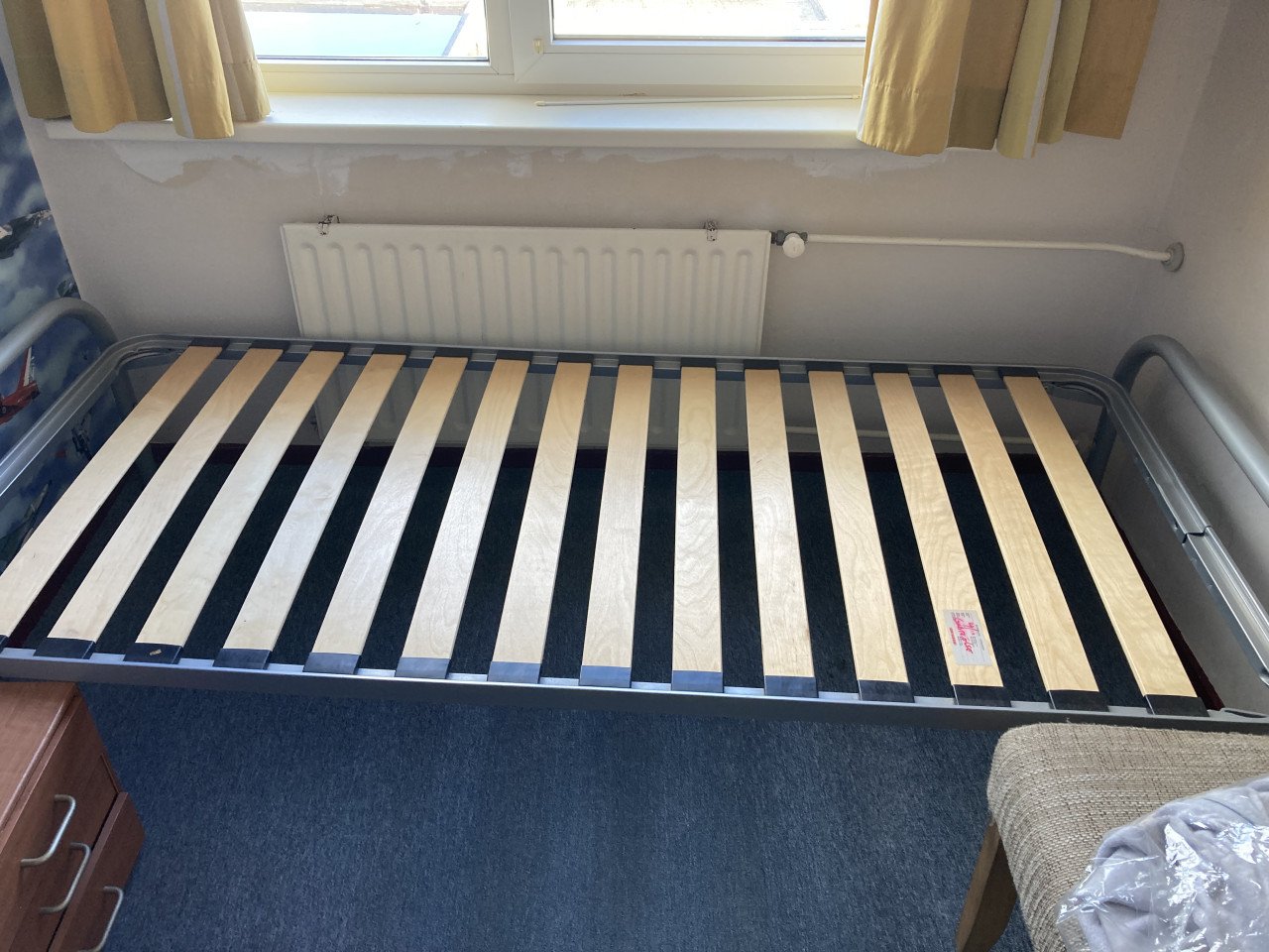 Te koop: 1 persoon ledikant