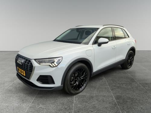 Audi Q3 45 tfsi e edition