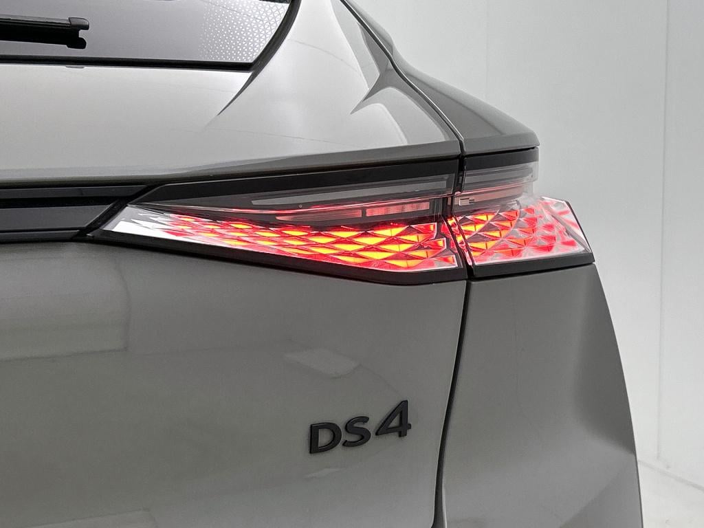 Ds Ds 4 130 pk performance line | rijklaar | panoramdak | elektische stoele