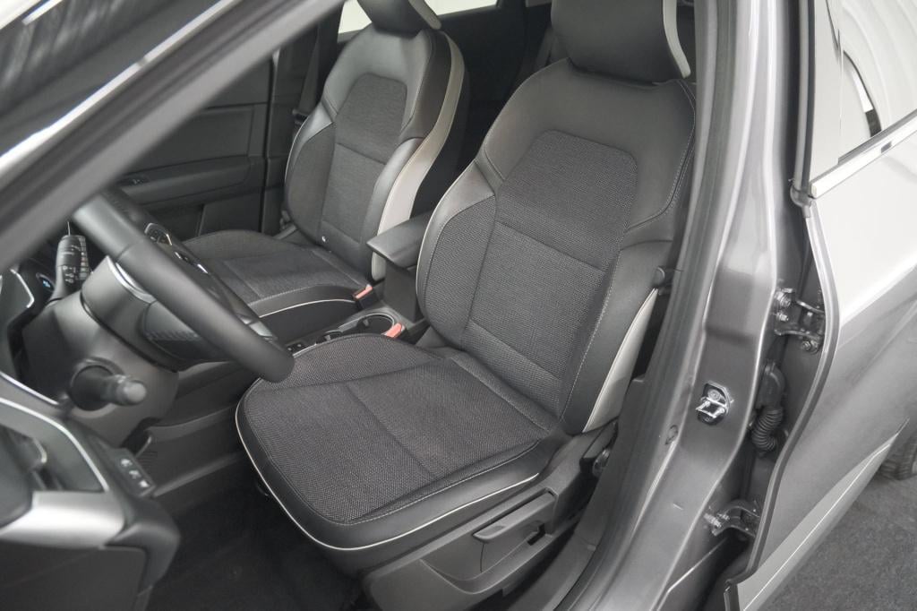 Renault Captur 1.6 e-tech full hybrid 145 techno | pack full screen | camer