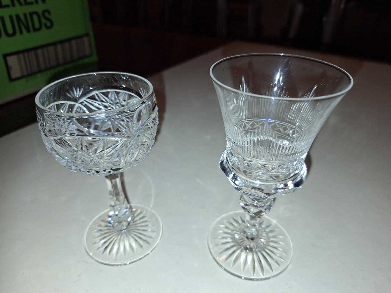 2 kristallen glaasjes
