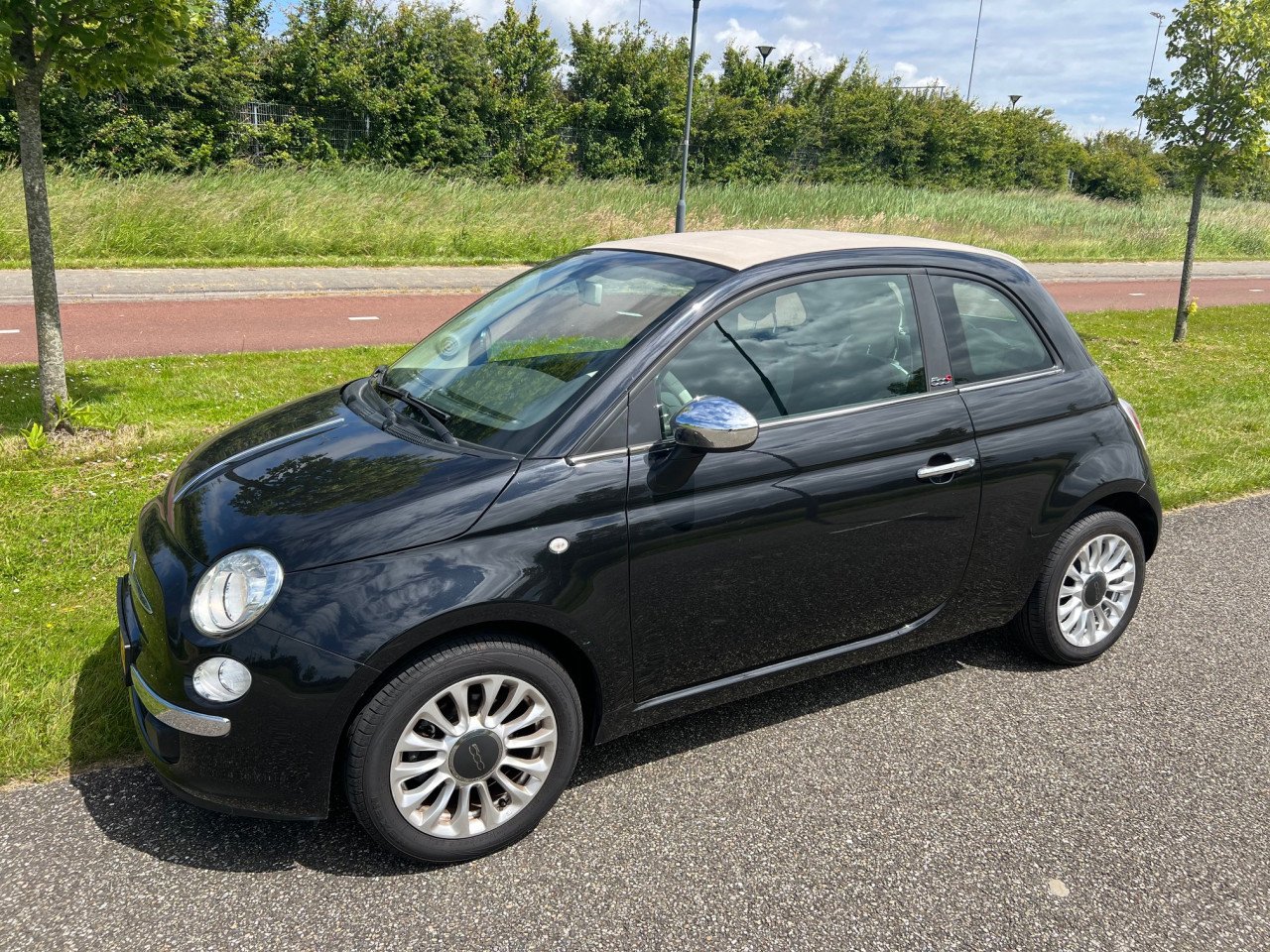 Topstaat; Fiat 500 Cabrio uit 2015 met slechts 78.000 km