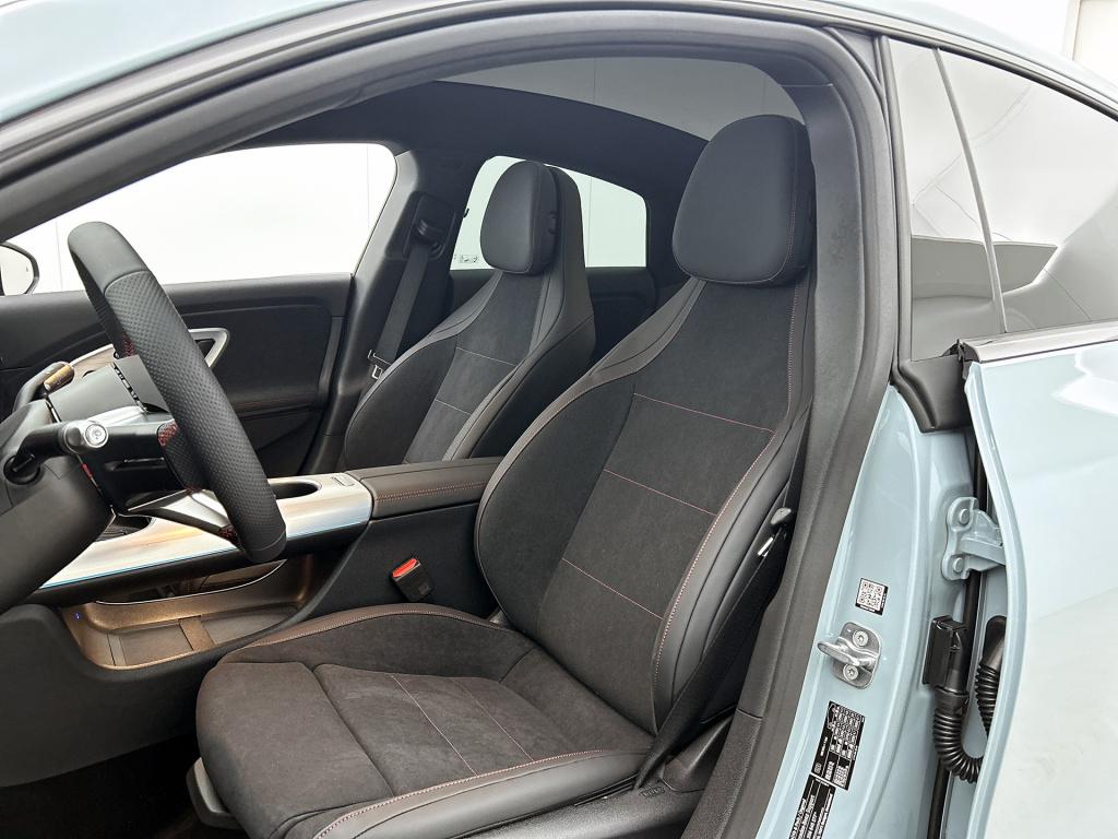 Mercedes-Benz Cla 250+ launch edition 85 kwh | nightpakket | memorypakket |