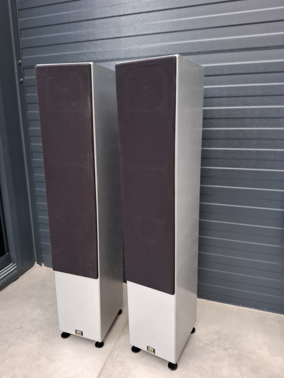Monitor 3 Audio speakers