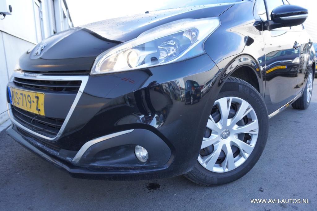 Peugeot 208 1.2 puretech blue lion