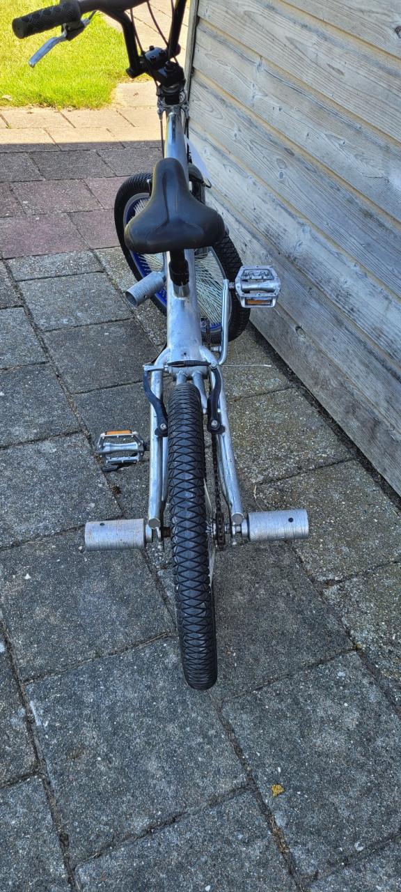 BMX freestyle fiets 20