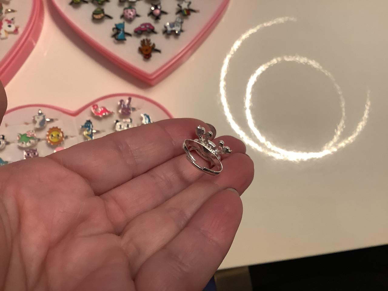 Partij super leuke kinder ringen. (Partij 38)