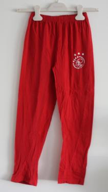 Rode pyamabroek adidas  maat 140-146