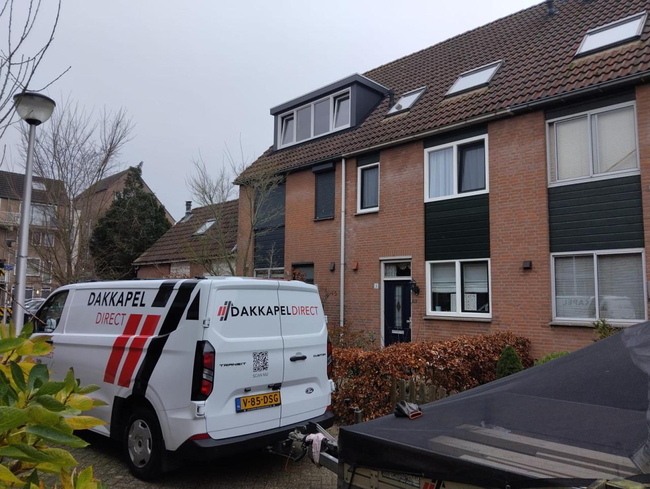 Prachtige dakkapel of nokverhoging van DakkapelDirect! 06 50818221