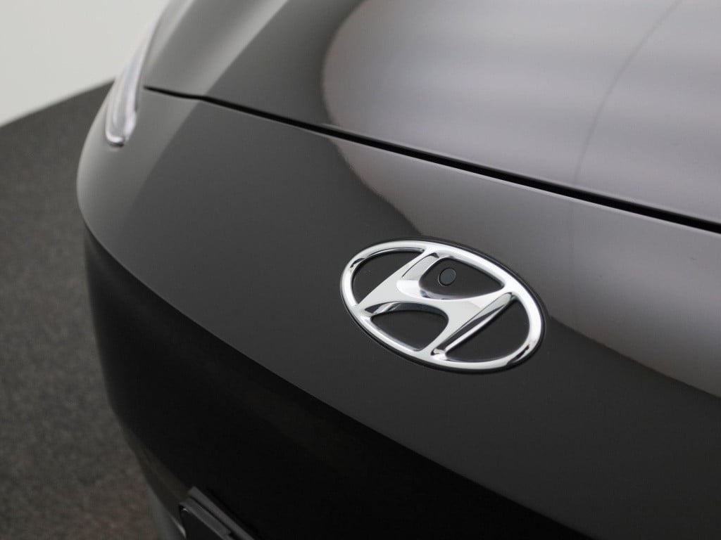 Hyundai Kona ev fashion 39 kwh