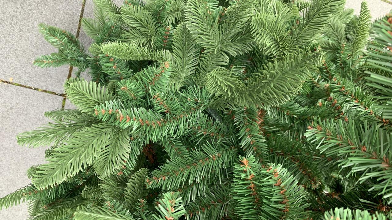 Kerstboom 1,50 hoog natuurgetrouw