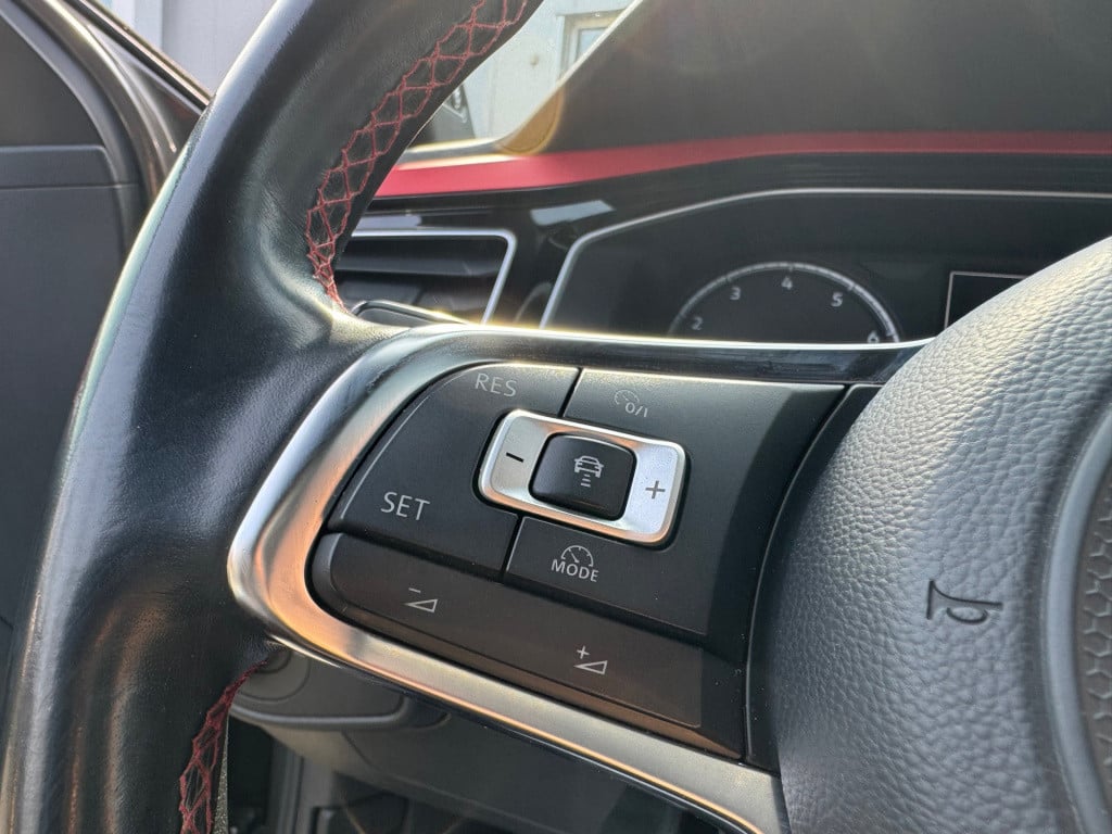 Volkswagen Polo 2.0 tsi gti * stoelverwarming * adaptive cruise control * n